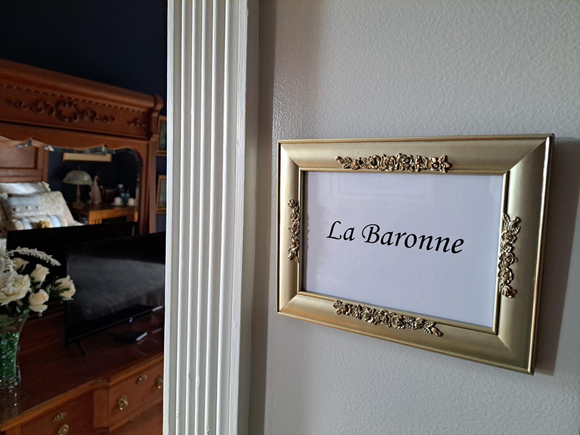 Gite Au Charme Victorien Beauceville Exteriör bild
